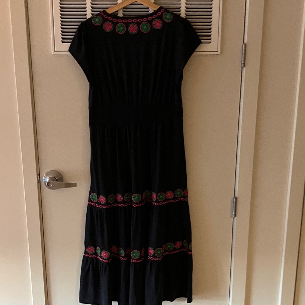 NWT Navy Boden Dress with Colorful Embroidery, Tencel Cotton - Picture 6 of 9